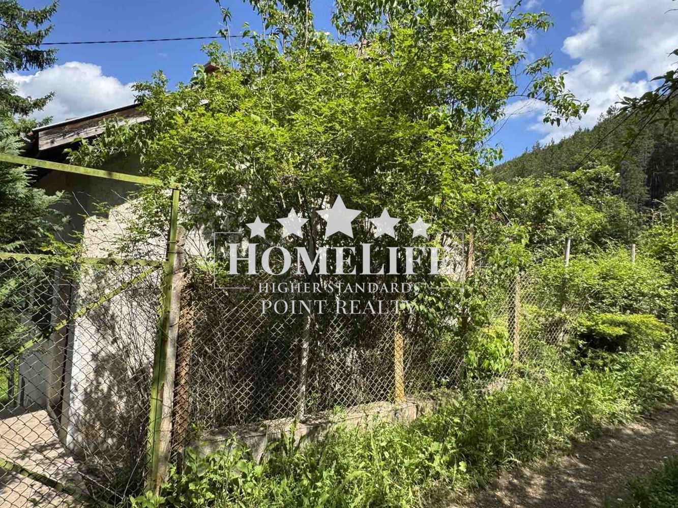 Villa in the forest for sale near the village of Rebrovo, Svoge Municipality-0 Villa in the forest for sale near the village of Rebrovo, Svoge Municipality - 0