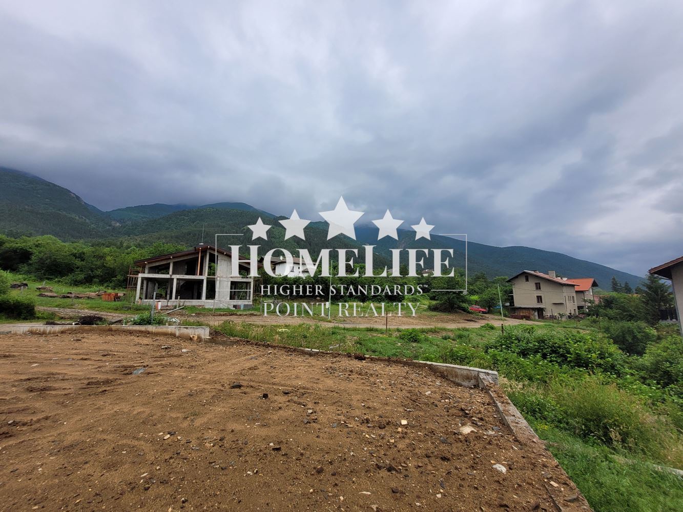 Building intended as a retirement home near Sapareva Banya for sale-0 Building intended as a retirement home near the town of Sapareva Banya for sale - 0