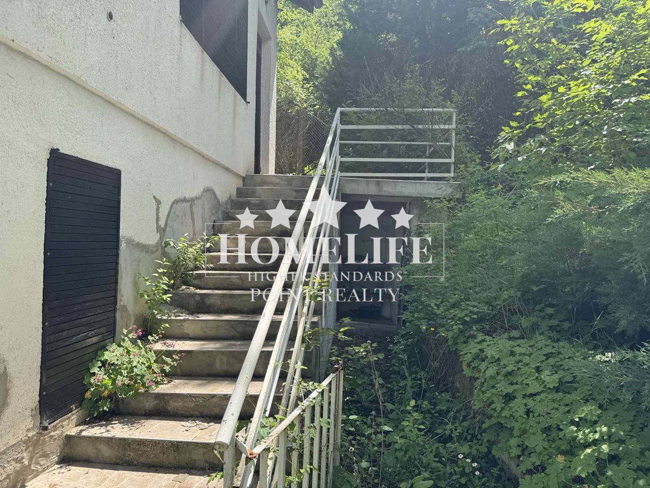 Villa in the forest for sale near the village of Rebrovo, Svoge Municipality-0 Villa in the forest for sale near the village of Rebrovo, Svoge Municipality - 0