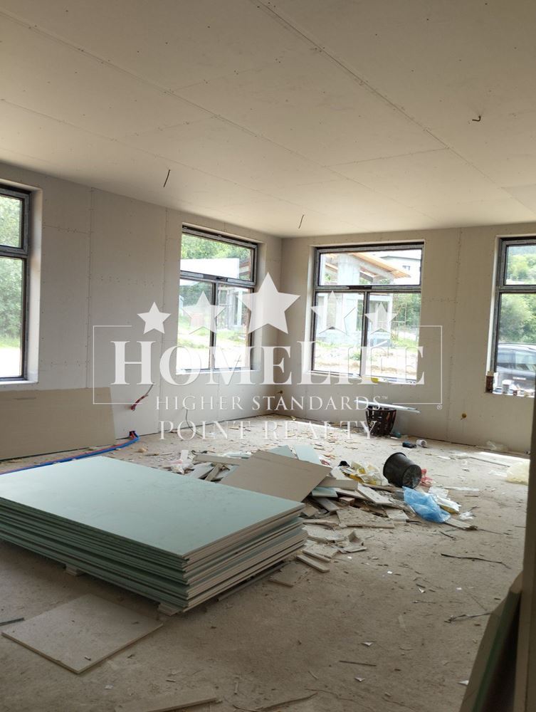 Building intended as a retirement home near Sapareva Banya for sale-0 Building intended as a retirement home near the town of Sapareva Banya for sale - 0