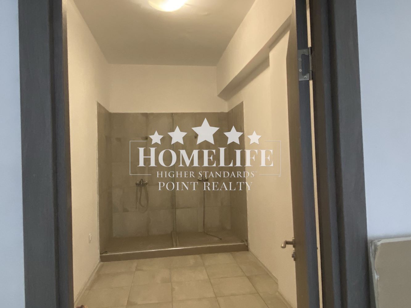 Office for sale in Mladost 4-0 Office for sale in Mladost 4 - 0