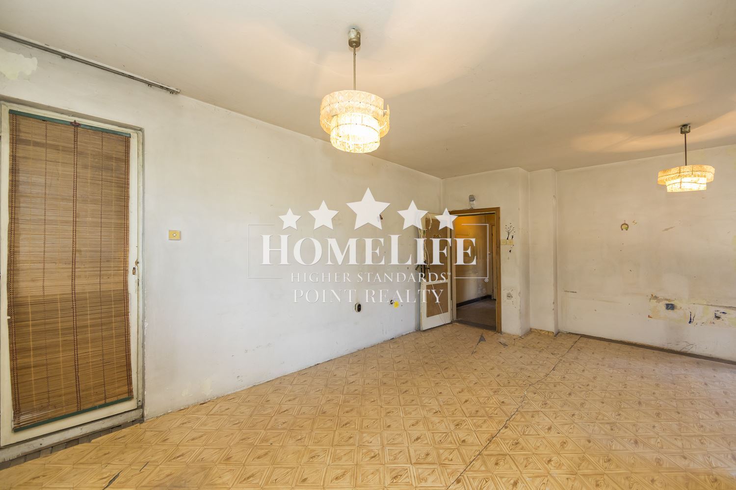 For renovation - a spacious two-room apartment in Druzhba 1, allowing conversion into a three-room apartment.-0 For renovation - a spacious two-room apartment in Druzhba 1, allowing conversion into a three-room apartment. - 0