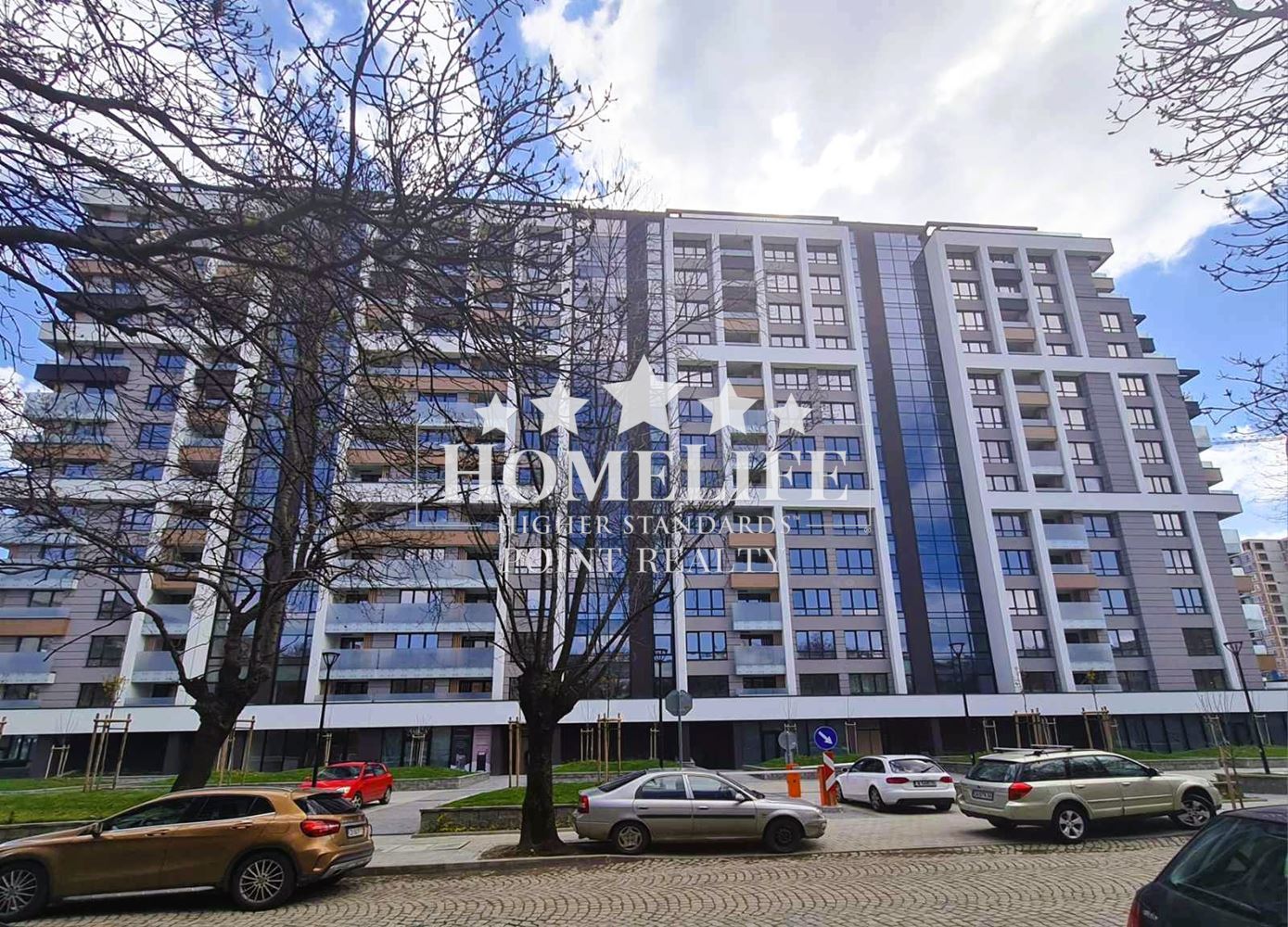 Three-room apartment in the Center - near a park and metro station-0 Three-room apartment in Center - near park and metro station - 0