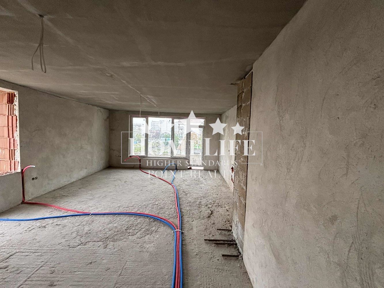 Просторен 3-стаен апартамент в Лагера – 135 кв.м.-0 Просторен 3-стаен апартамент в Лагера - 135 кв.м. - 0