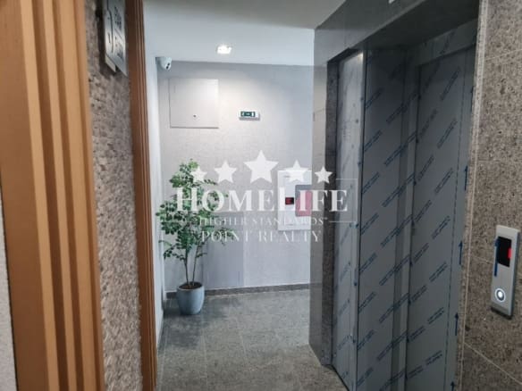 Panoramic three-room apartment in Dianabad - 0