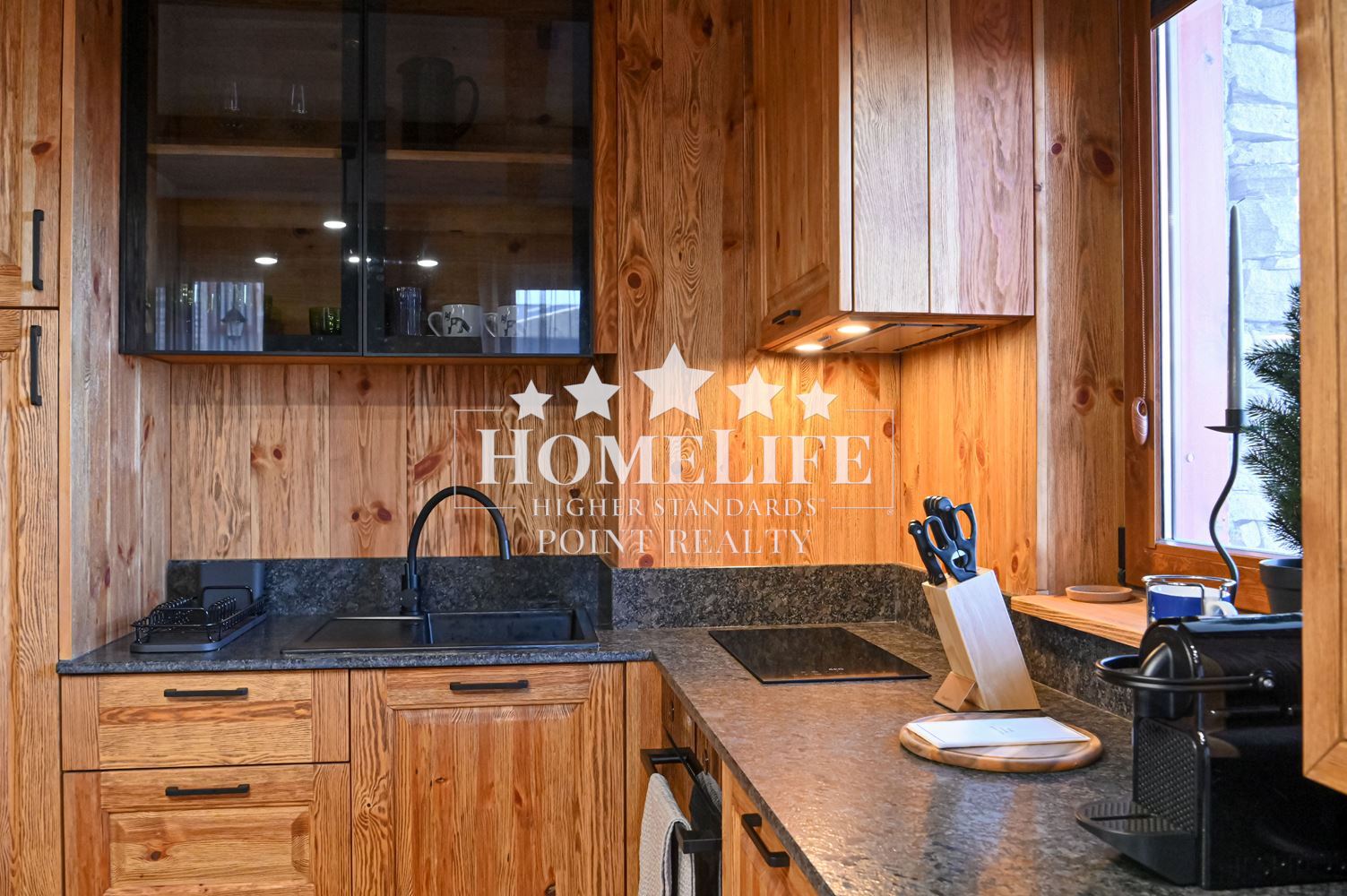 Unique one-bedroom apartment in Bansko for sale-0 Уникален двустаен апартамент в гр. Банско за продажба - 0